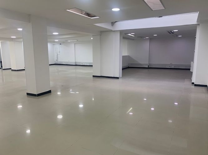 Edificio en arriendo en Normandia, Bogotá - Miniatura 2