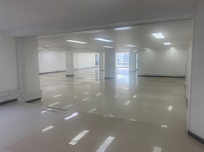 Edificio en arriendo en Normandia, Bogotá - Miniatura 5