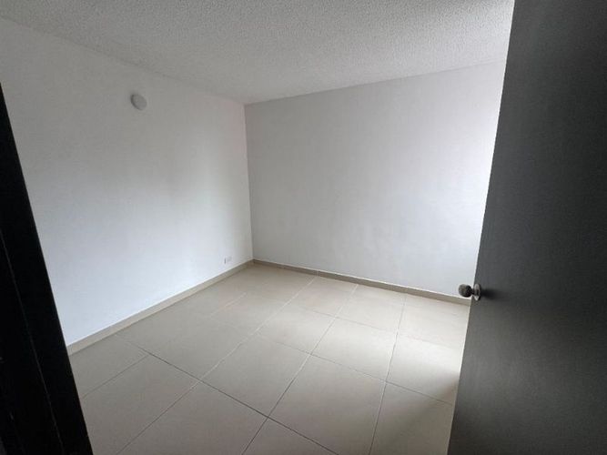 Apartamento en Venta en Los colores, Medellín - Miniatura 3