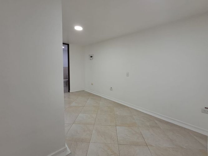 Local en Venta en El Carmelo II, Sabaneta - Miniatura 3