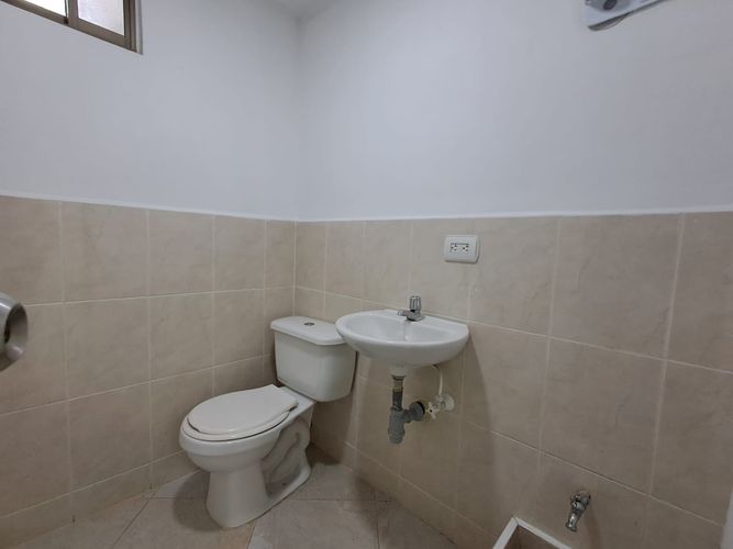 Local en Venta en El Carmelo II, Sabaneta - Miniatura 4
