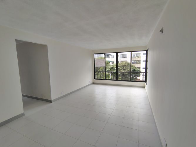 Apartamento en Arriendo en Mayapan las vegas, Cali - Miniatura 4