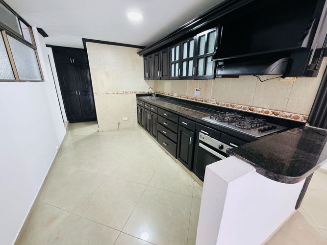 Apartamento en  Arriendo en Aves Maria, Sabaneta - Miniatura 2