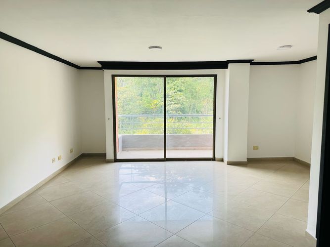 Apartamento en  Arriendo en Aves Maria, Sabaneta - Miniatura 3