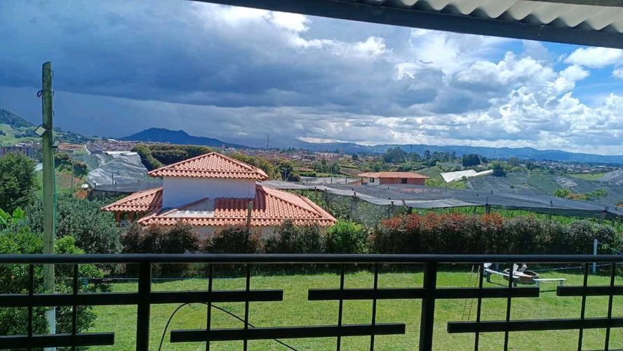 Finca en Arriendo en El carmen de viboral - Miniatura 18