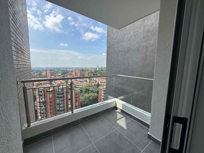 Apartamento en Venta en Ciudad jardin, Cali - Miniatura 12