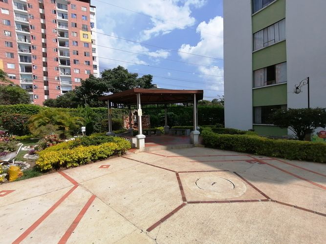 Apartamento en Arriendo en Rincon de los caballeros, Bucaramanga - Miniatura 4