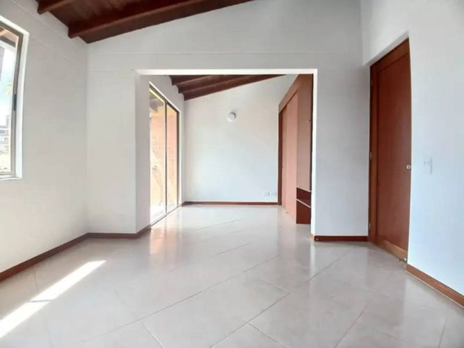Casa en Arriendo en Las antillas, Envigado - Miniatura 11
