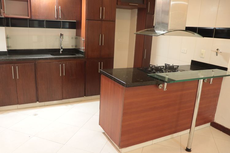 Casa en Arriendo en Asomadera no.1, Medellín - Imagen 1