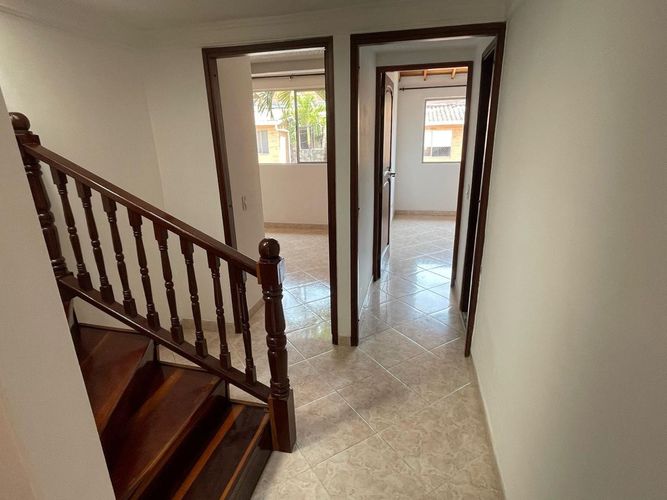 Casa en Arriendo en Suramérica, La estrella - Miniatura 3