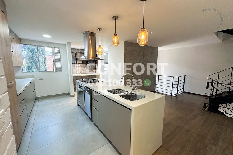 Casa en Arriendo en Altos del poblado, Medellín - Miniatura 5