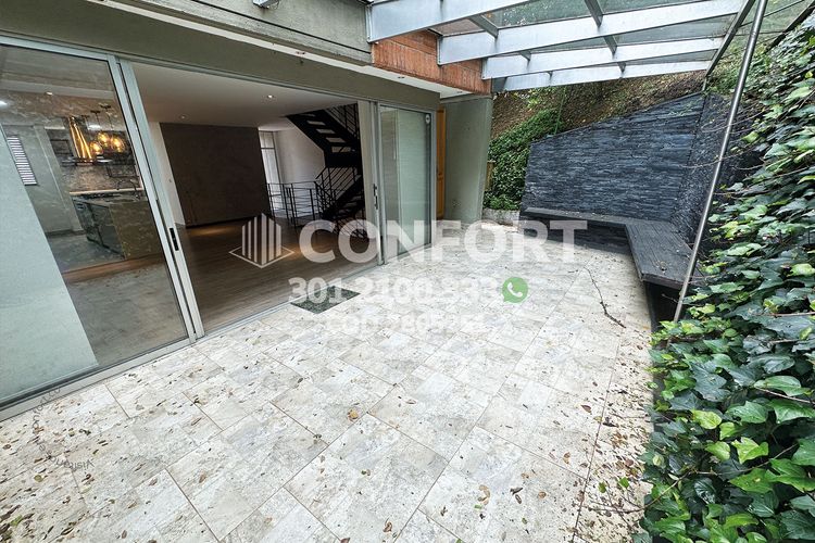 Casa en Arriendo en Altos del poblado, Medellín - Miniatura 8