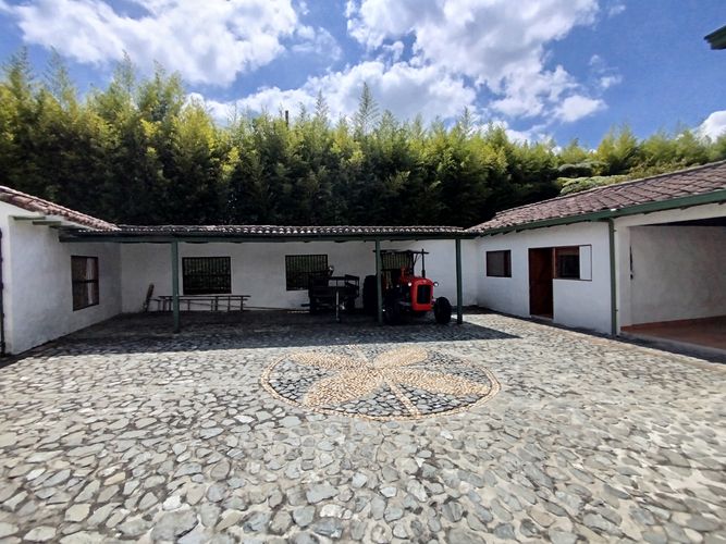 Finca en Arriendo en Los salados, El Retiro - Miniatura 29