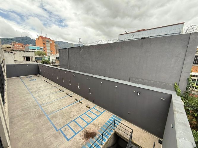 Apartaestudio en Venta en El Virrey, Bogotá - Miniatura 19