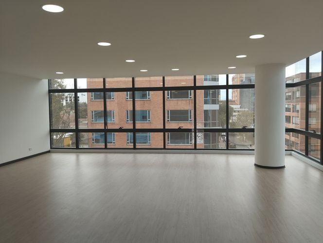 Oficina en  Arriendo en El nogal, Bogotá - Miniatura 2