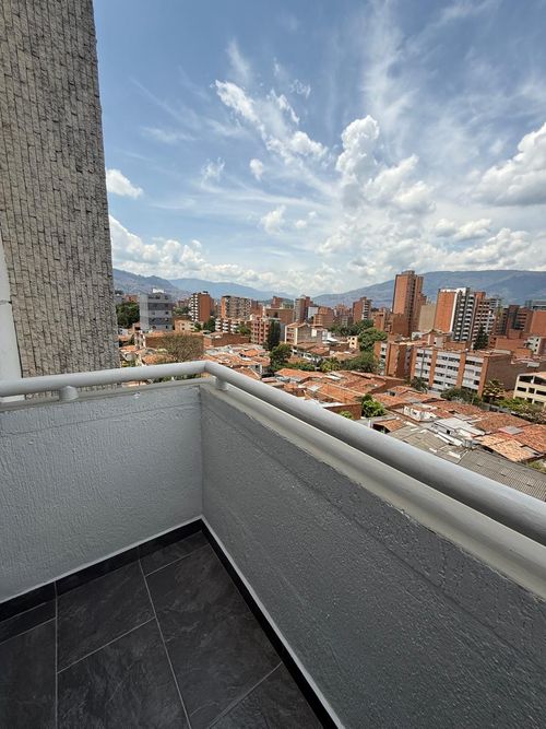 Apartaestudio en Venta en Laureles, Medellín - Miniatura 16