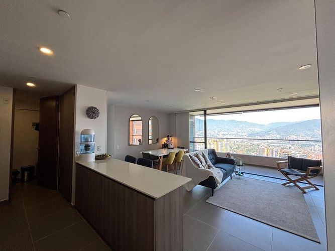 Apartamento en Venta en Loma del Escobero, Envigado - Miniatura 3