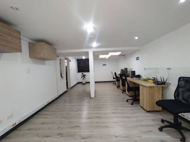 Oficina en Arriendo en Santa Barbara, Bogotá - Miniatura 2