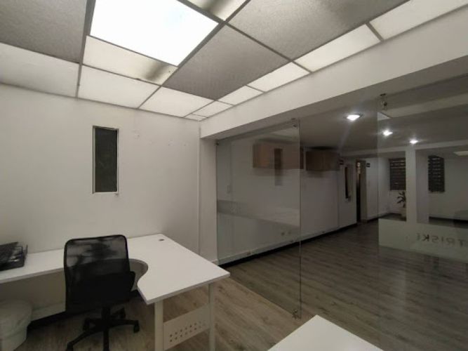 Oficina en Arriendo en Santa Barbara, Bogotá - Miniatura 6