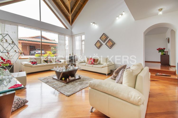 Casa en arriendo en Pueblo viejo, Cota - Miniatura 4