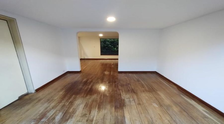 Casa en  Venta en Santa Barbara, Bogotá - Miniatura 14