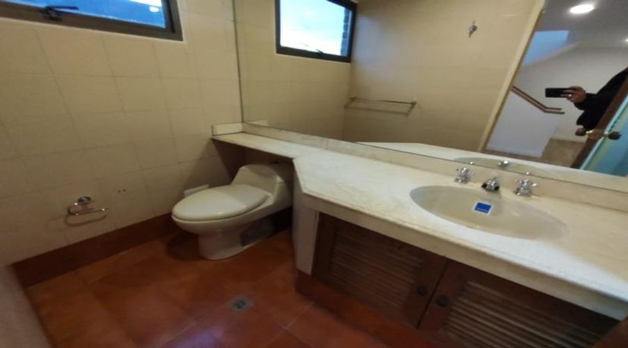 Casa en  Venta en Santa Barbara, Bogotá - Miniatura 24