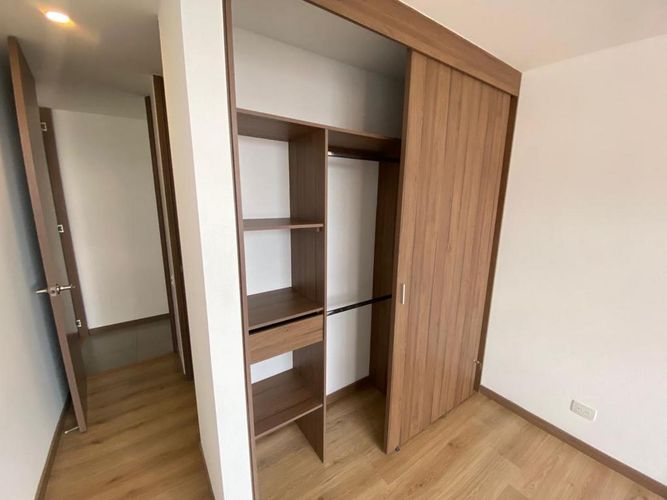 Apartamento en Arriendo en Loma del Escobero, Envigado - Miniatura 6