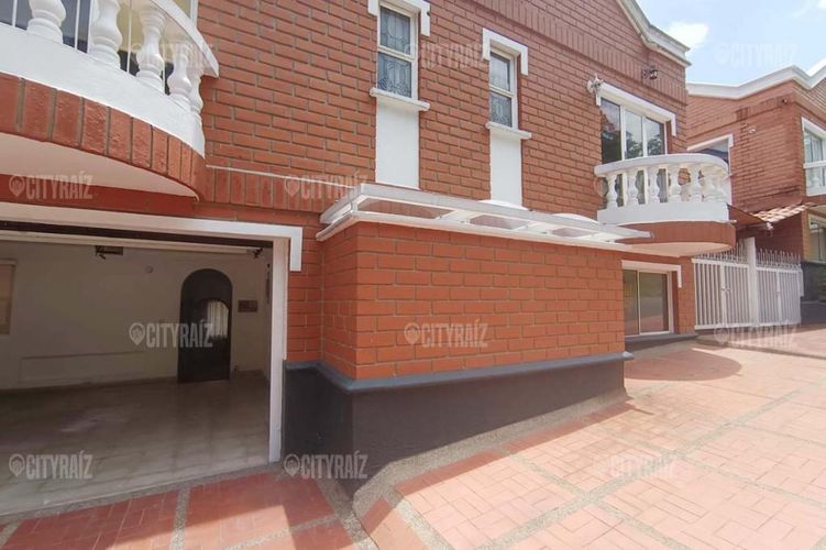 Casa en  Arriendo en Las palmas, Medellín - Imagen 1