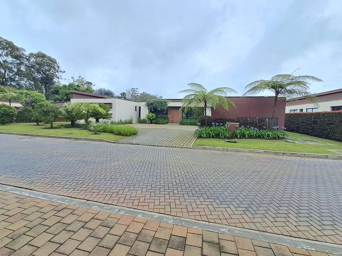 Casa en Arriendo en Llano Grande, Rionegro - Imagen 1