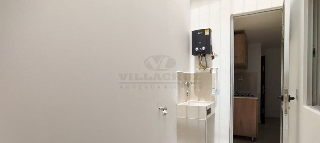 Apartaestudio en Arriendo en Laureles, Medellín - Miniatura 6