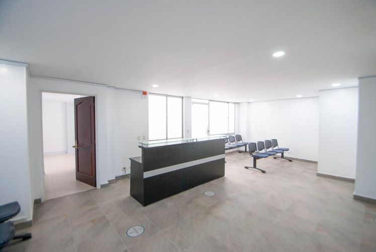 Edificio en Venta en Santa Barbara, Bogotá - Miniatura 22