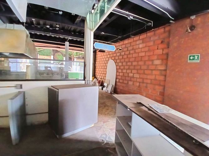 Local en Venta en El Poblado, Medellín - Miniatura 7