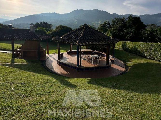 Finca en Arriendo en San juan de la tasajera, Copacabana - Miniatura 2