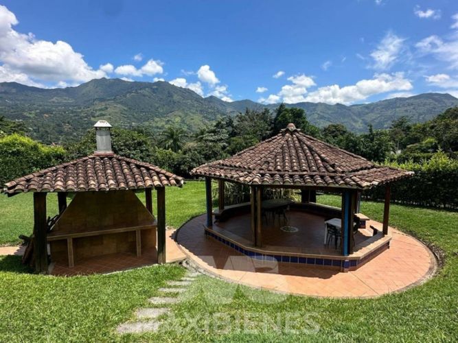 Finca en Arriendo en San juan de la tasajera, Copacabana - Miniatura 25