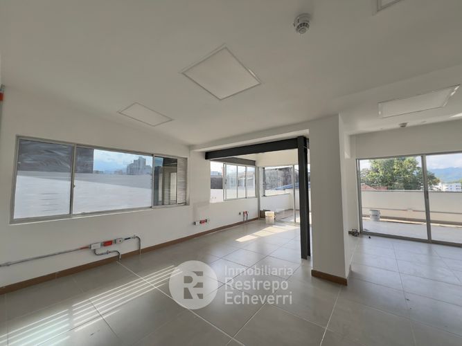 Oficina en Arriendo en Belen, Manizales - Miniatura 2