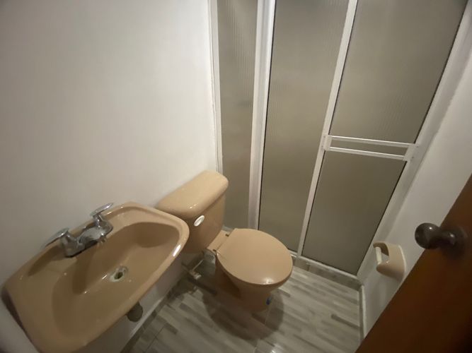 Apartaestudio en Arriendo en Barrio Cristóbal, Medellín - Miniatura 7