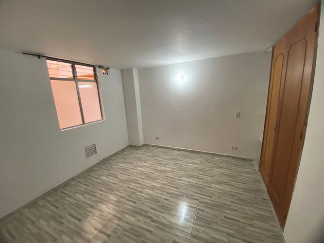 Apartaestudio en Arriendo en Barrio Cristóbal, Medellín - Miniatura 8