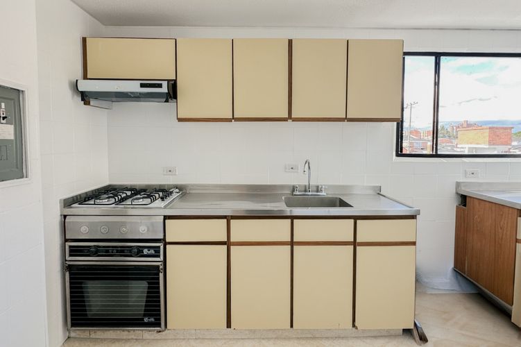 Apartamento en  Arriendo en El Batán, Bogotá - Miniatura 4