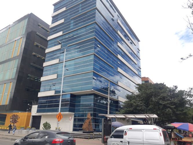 Oficina en Arriendo en Chico norte, Bogotá - Miniatura 2
