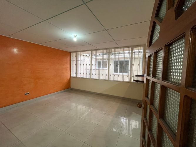 Oficina en Arriendo en Engativá, Bogotá - Miniatura 3