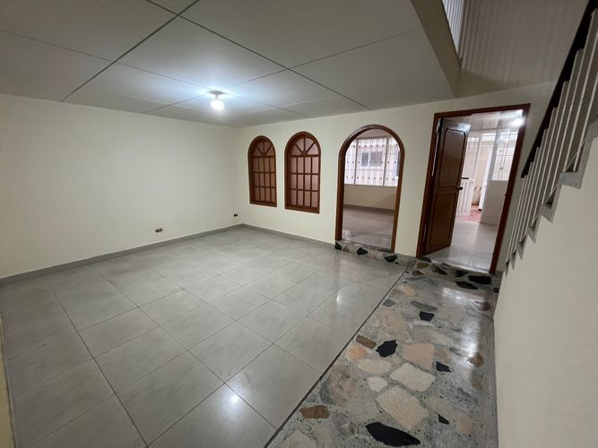 Oficina en Arriendo en Engativá, Bogotá - Miniatura 8