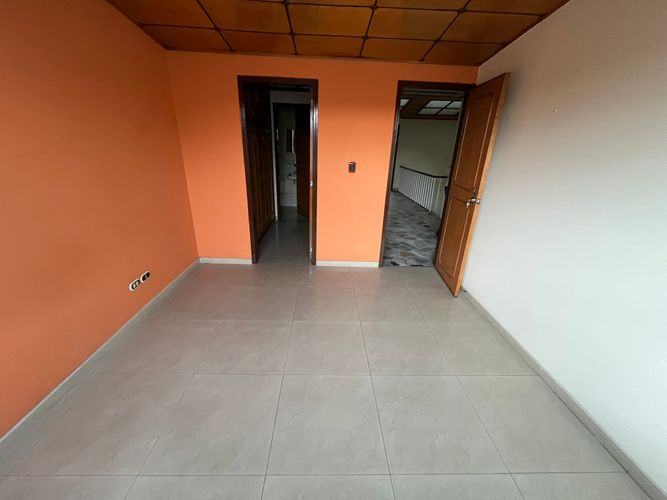 Oficina en Arriendo en Engativá, Bogotá - Miniatura 11