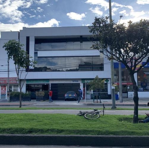 Edificio en Arriendo en Cedritos, Bogotá - Miniatura 2