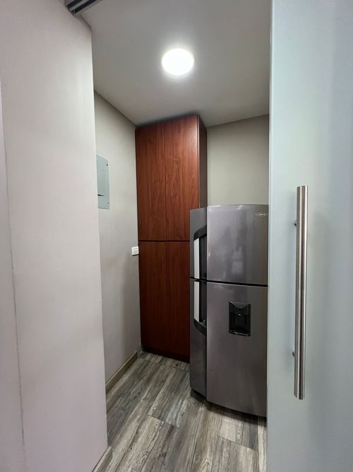 Oficina en Venta en El Poblado, Medellín - Miniatura 3