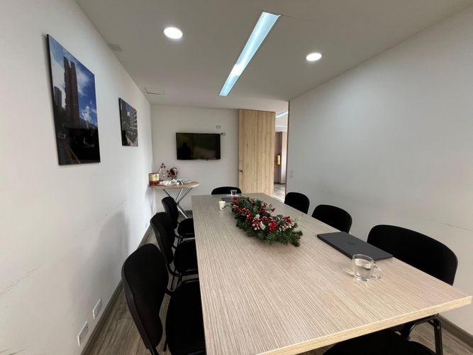 Oficina en Venta en El Poblado, Medellín - Miniatura 27