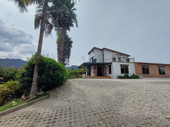 Finca en  Arriendo en El Tablazo, Rionegro - Imagen 1