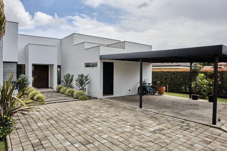 Casa en Arriendo en Llano Grande, Rionegro - Miniatura 2