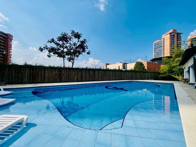 Casa en Arriendo en El Poblado, Medellín - Miniatura 3