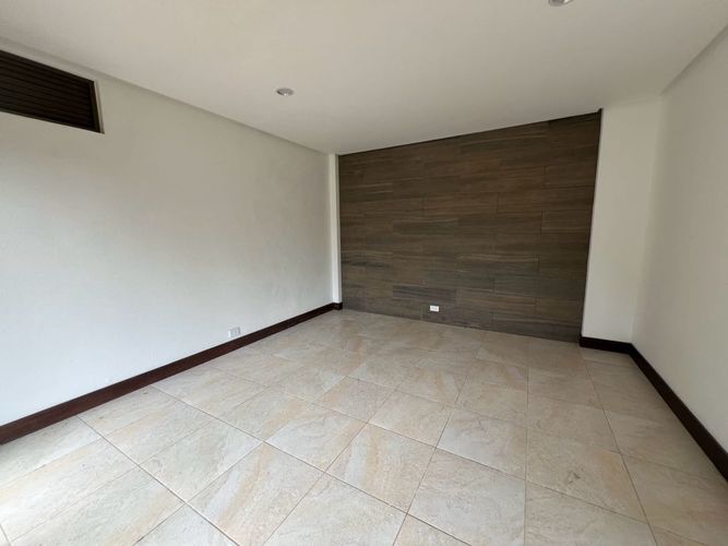 Casa en Arriendo en Llano Grande, Medellín - Miniatura 25