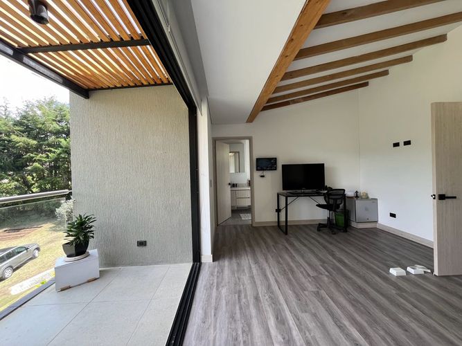 Casa en Arriendo en Rionegro - Miniatura 19
